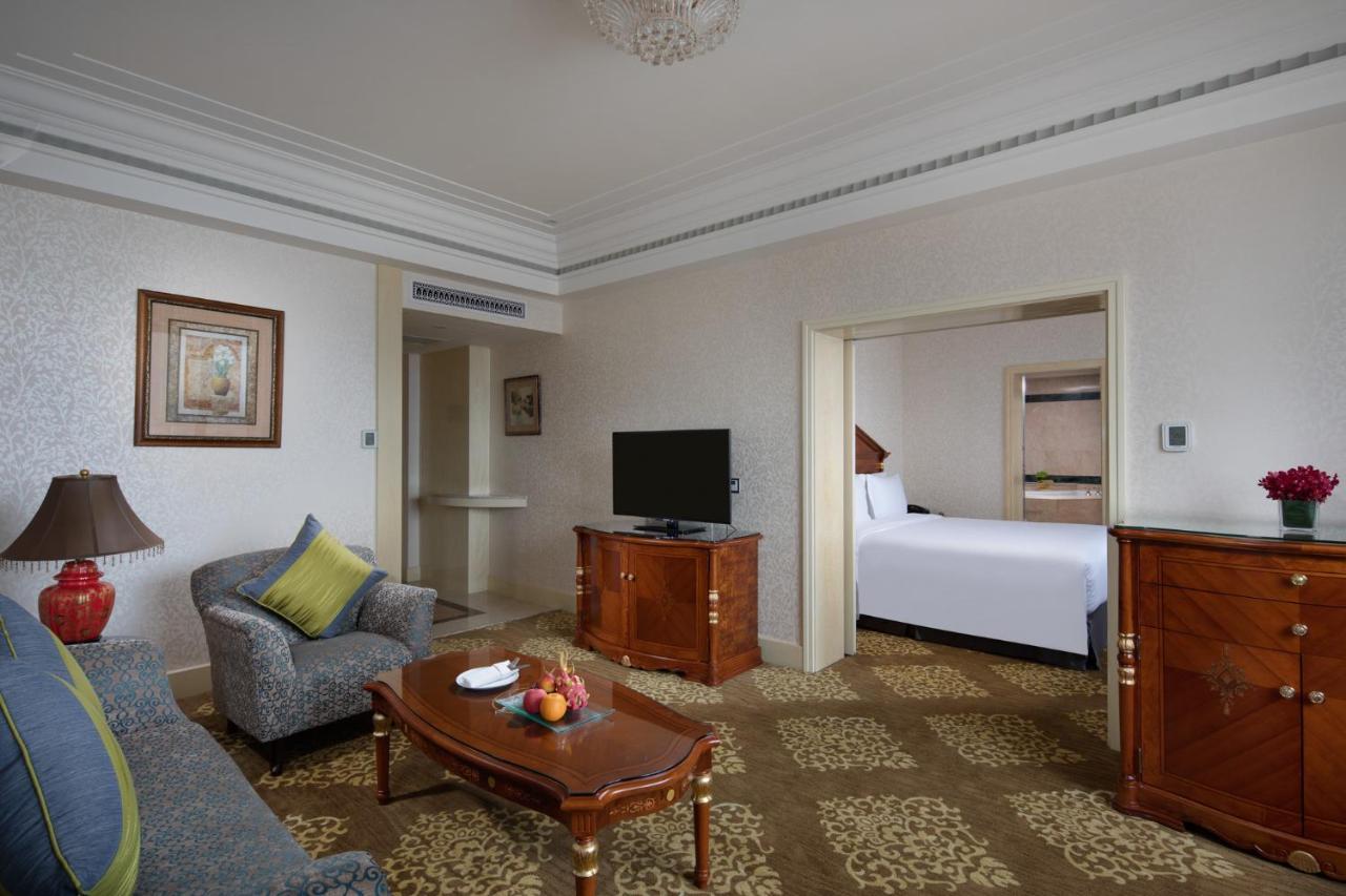 Crowne Plaza Shanghai Nanjing Road By Ihg Exterior foto