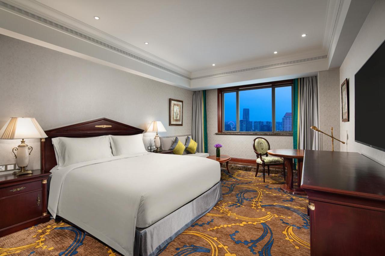 Crowne Plaza Shanghai Nanjing Road By Ihg Exterior foto