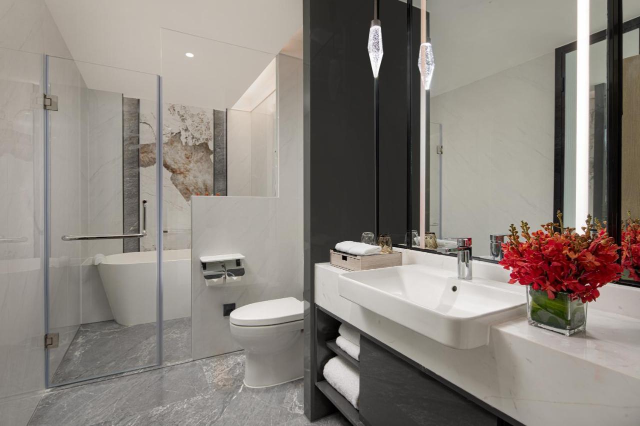 Crowne Plaza Shanghai Nanjing Road By Ihg Exterior foto A bathroom